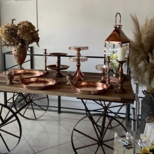 MESA DE POSTRES ORO ROSA