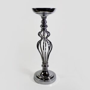 CANDELABRO PLATEADO ALTO BASE TORNEADA