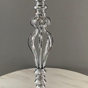 CANDELABRO PLATEADO MEDIANO BASE TORNEADA