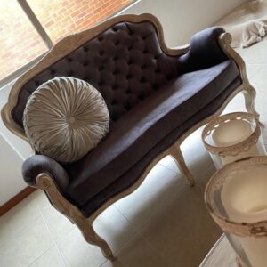 SOFA ISABELINO TRES PUESTOS VINTAGE