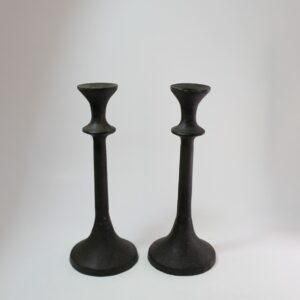 JUEGO DE CANDELABROS DE HIERRO NEGROS