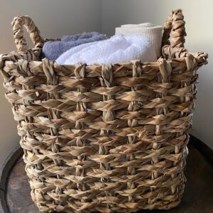 CANASTA CUADRADA DE PALMA MULTIUSOS